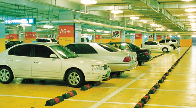 【停車場(chǎng)效果圖】車庫(kù)中層高的要求規(guī)范要如何做